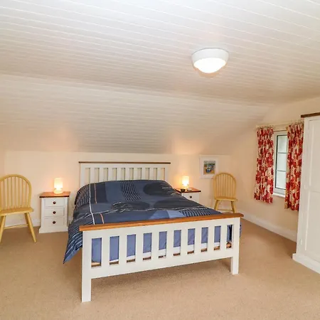 Holiday home Whispering Pines *
