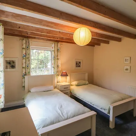 Whispering Pines Holiday home